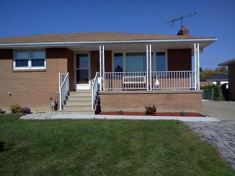 Railings / Fencing